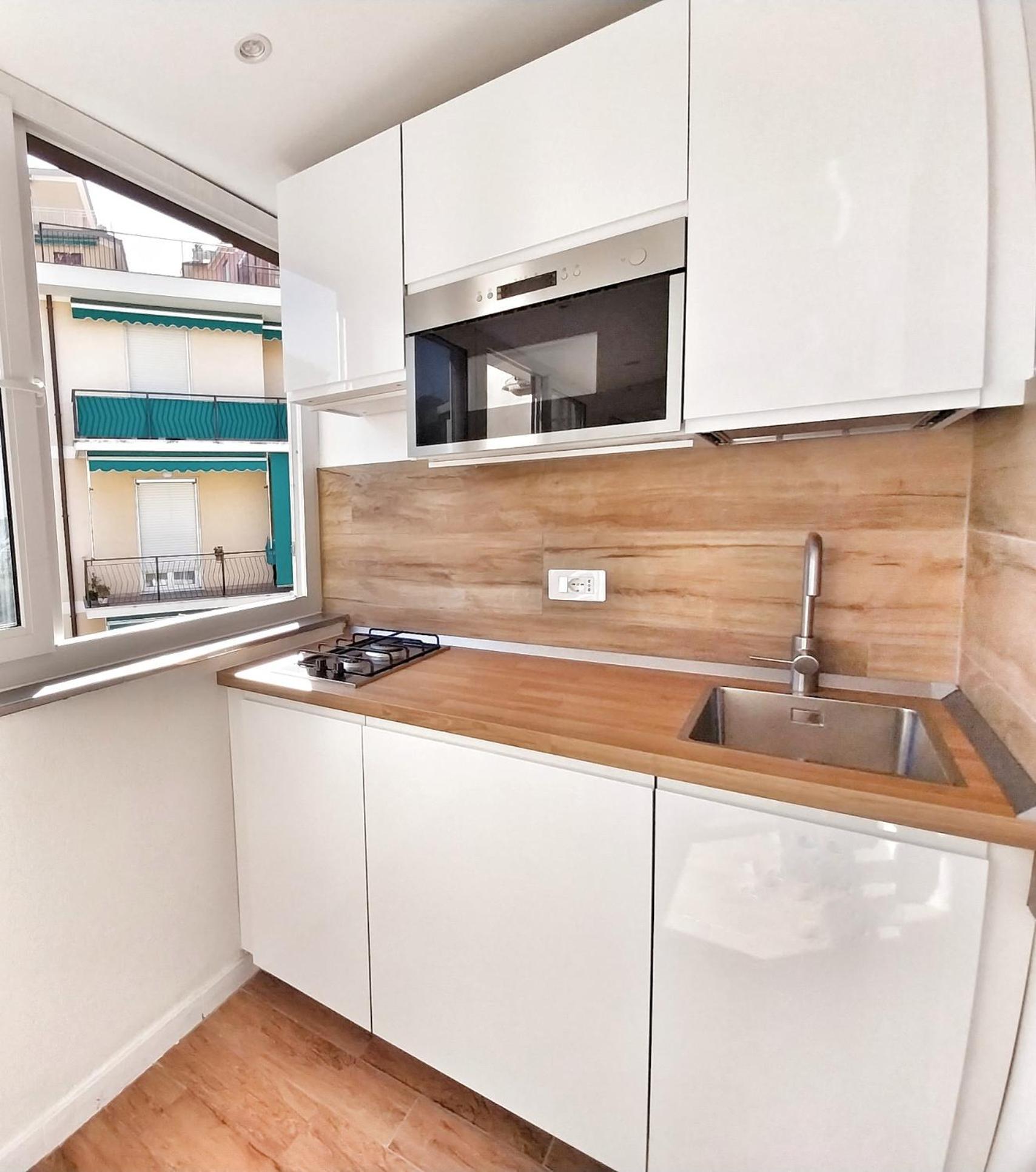 Attic Apartment Рапалло Экстерьер фото