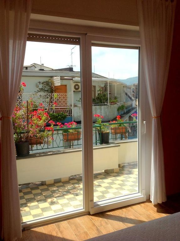 Attic Apartment Рапалло Номер фото